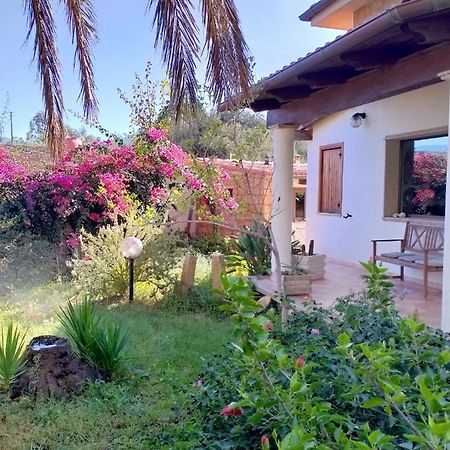 בית הארחה בוג'רו 	Casa Armas מראה חיצוני תמונה